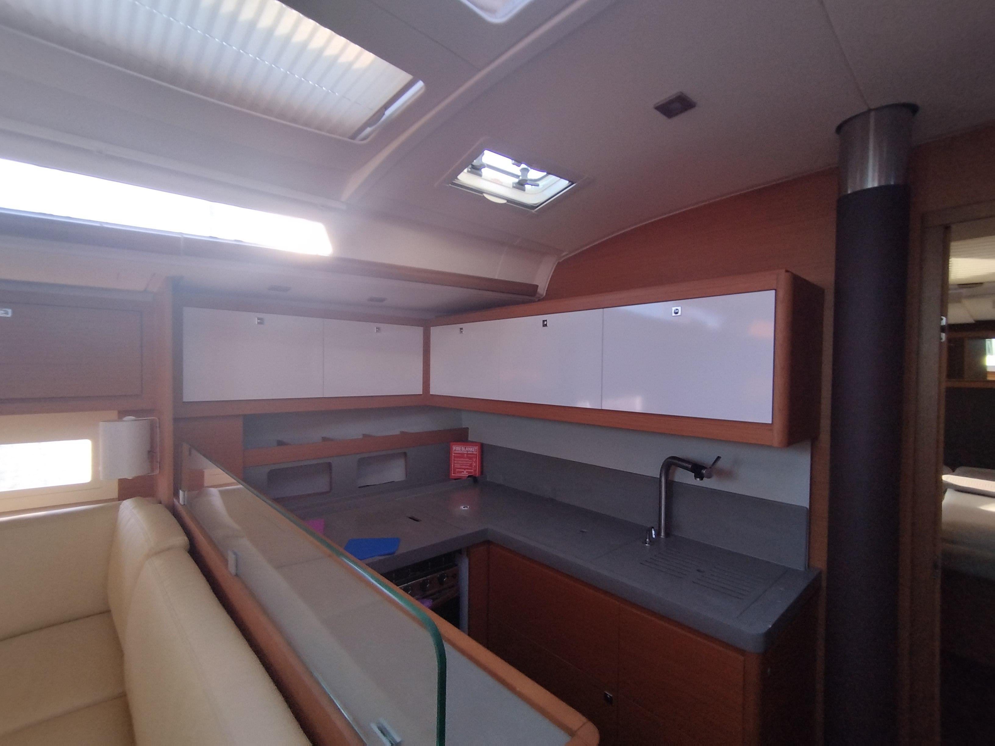 Dufour 530 - 4 + 1 cab., picture 17