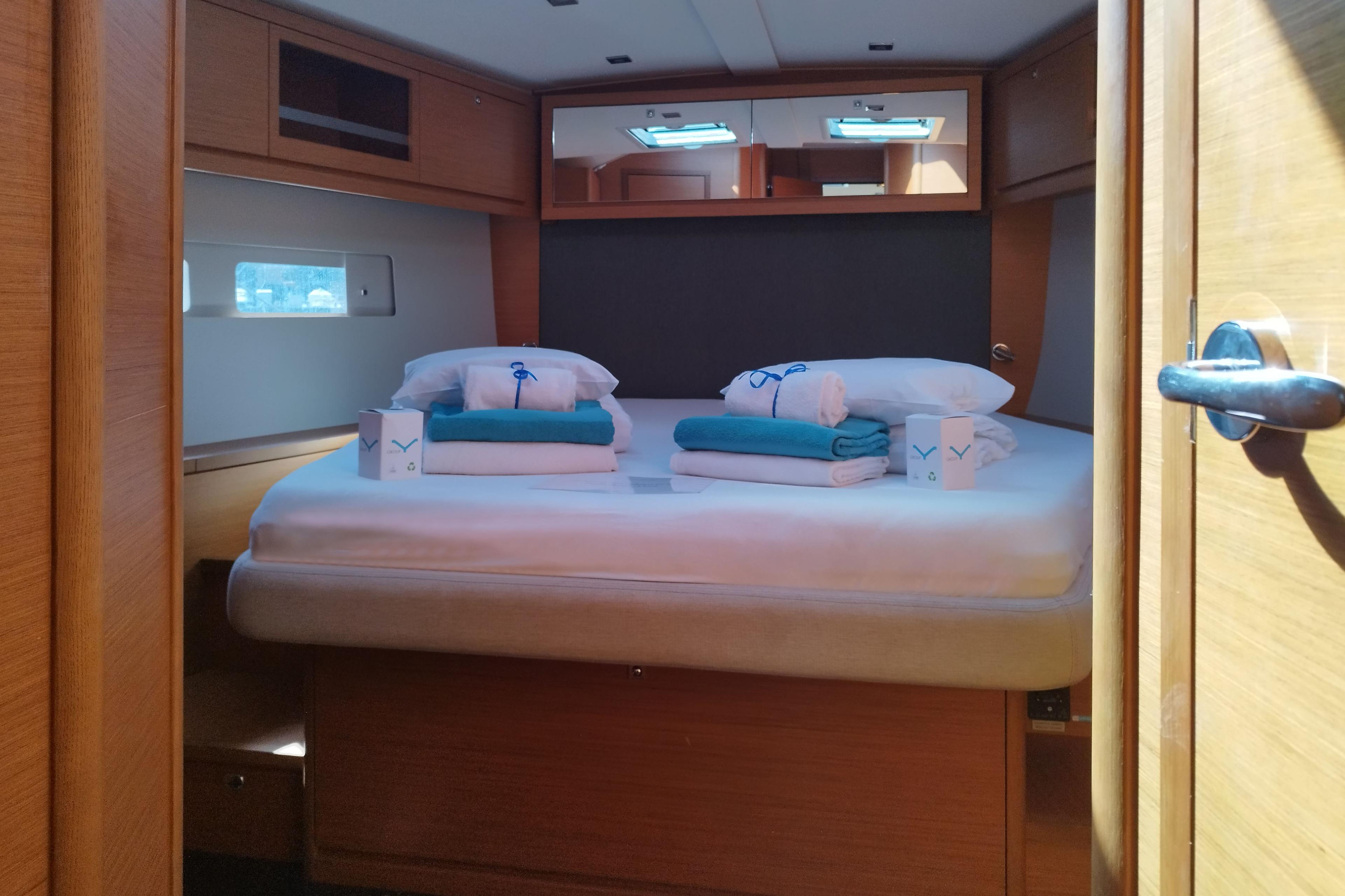 Dufour 530 - 4 + 1 cab., picture 19