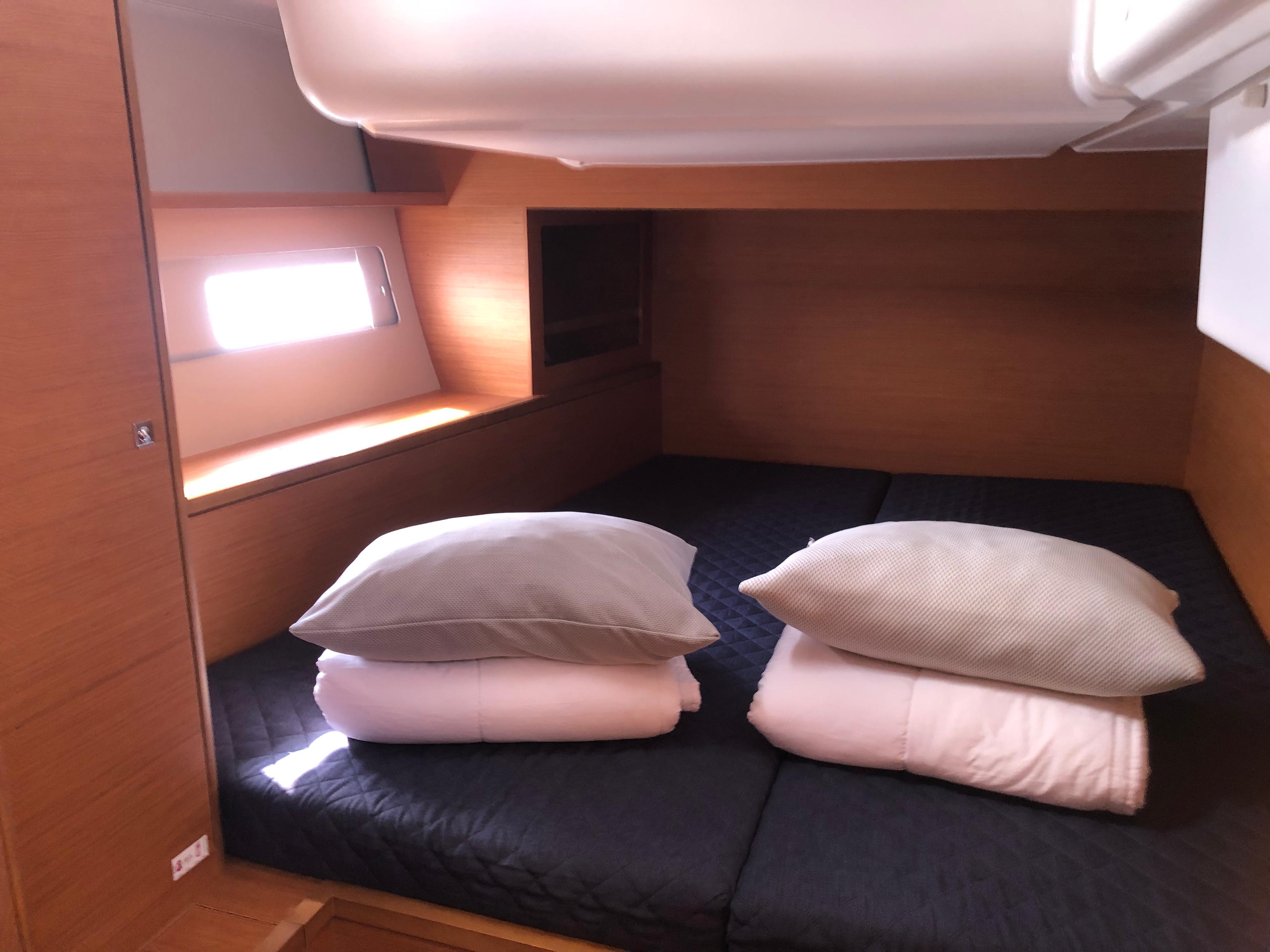 Dufour 530 - 4 + 1 cab., picture 24