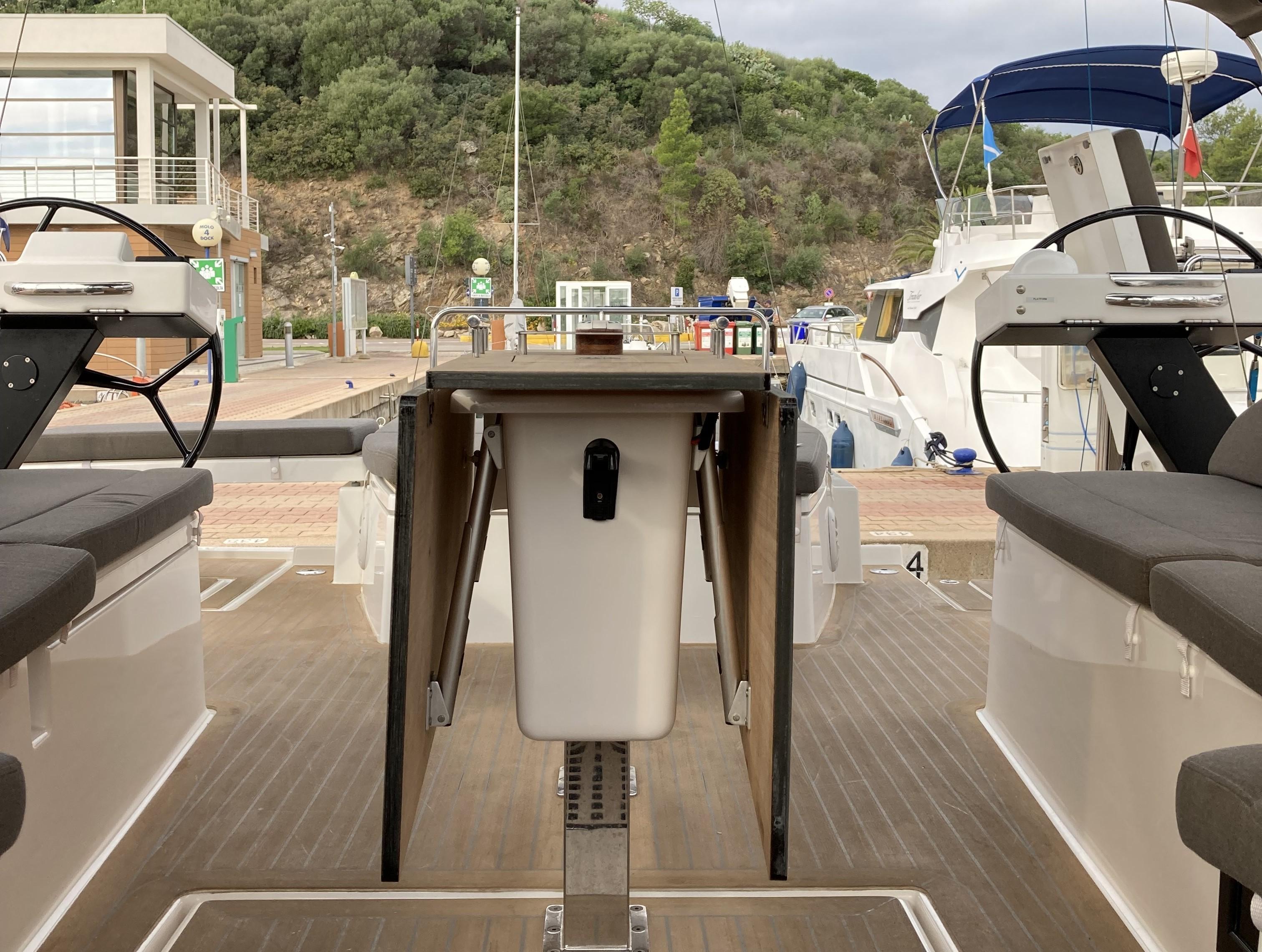 Dufour 530, picture 10