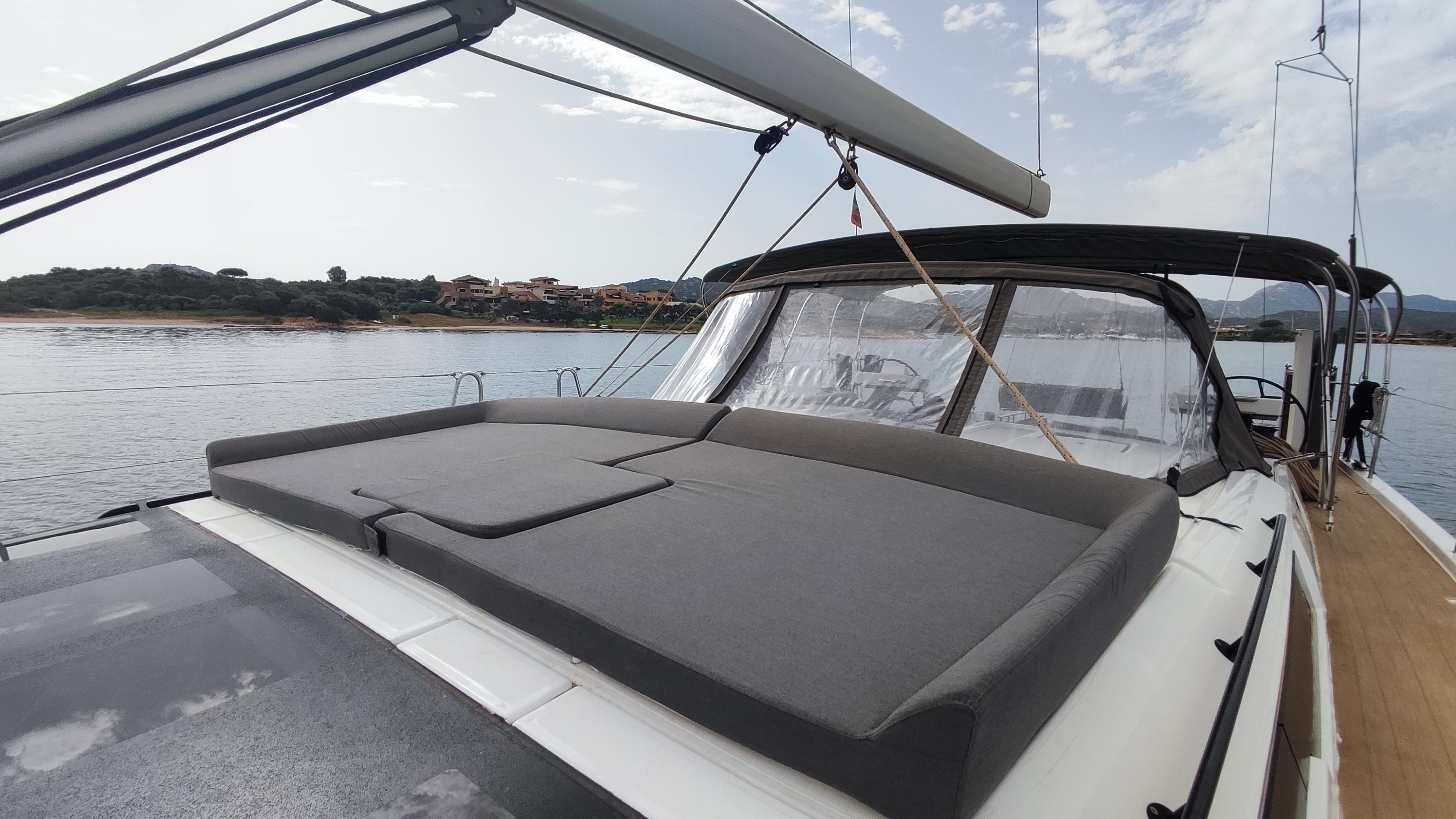 Dufour 470 - 5 + 1 cab., picture 3