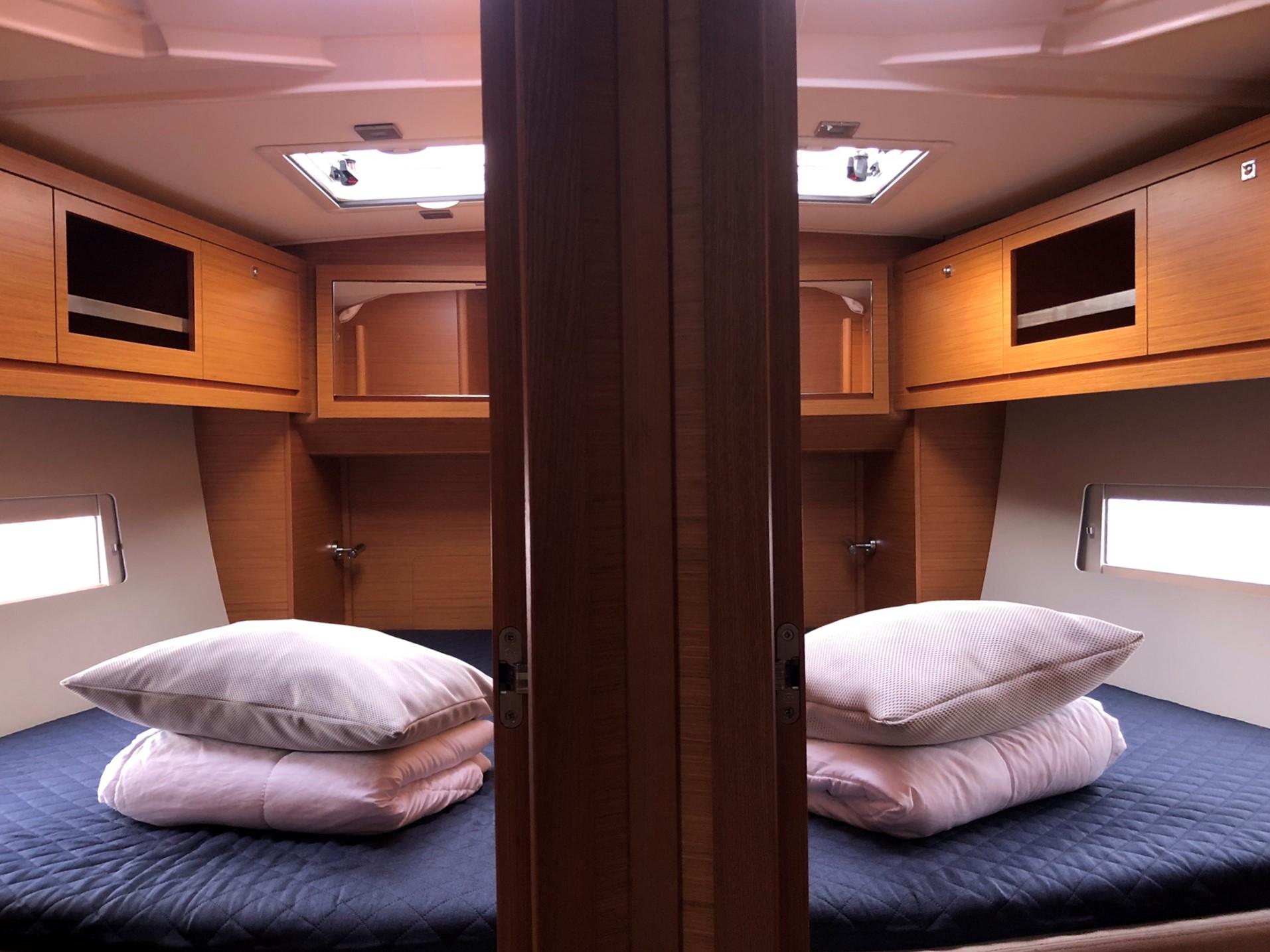 Dufour 470 - 5 + 1 cab., picture 12