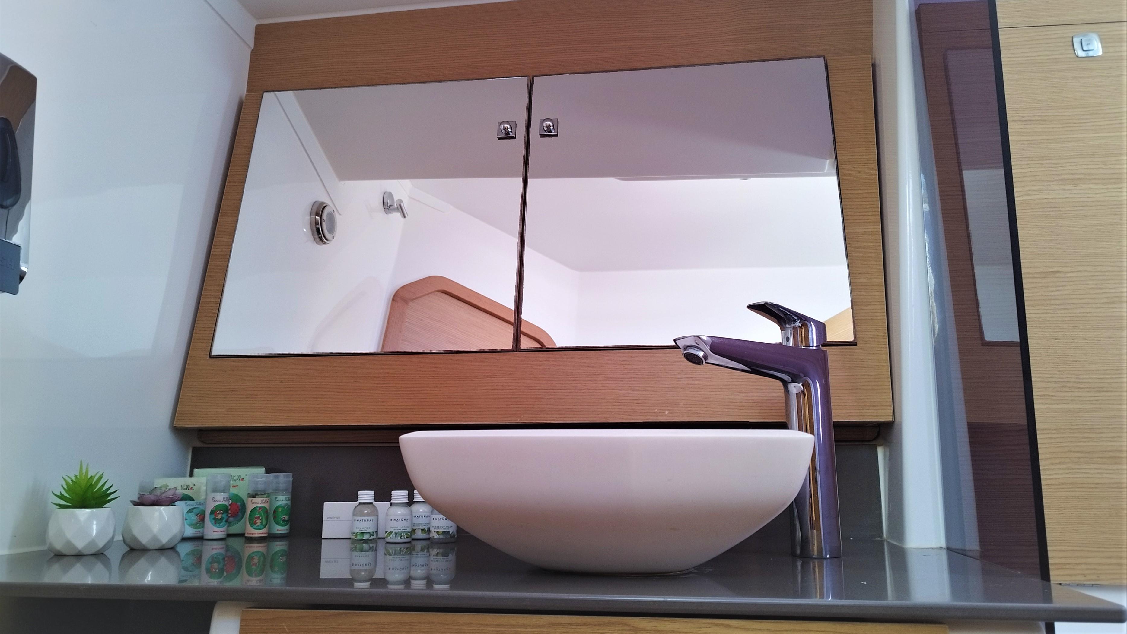 Dufour 56 Exclusive - 5 + 1 cab., picture 27