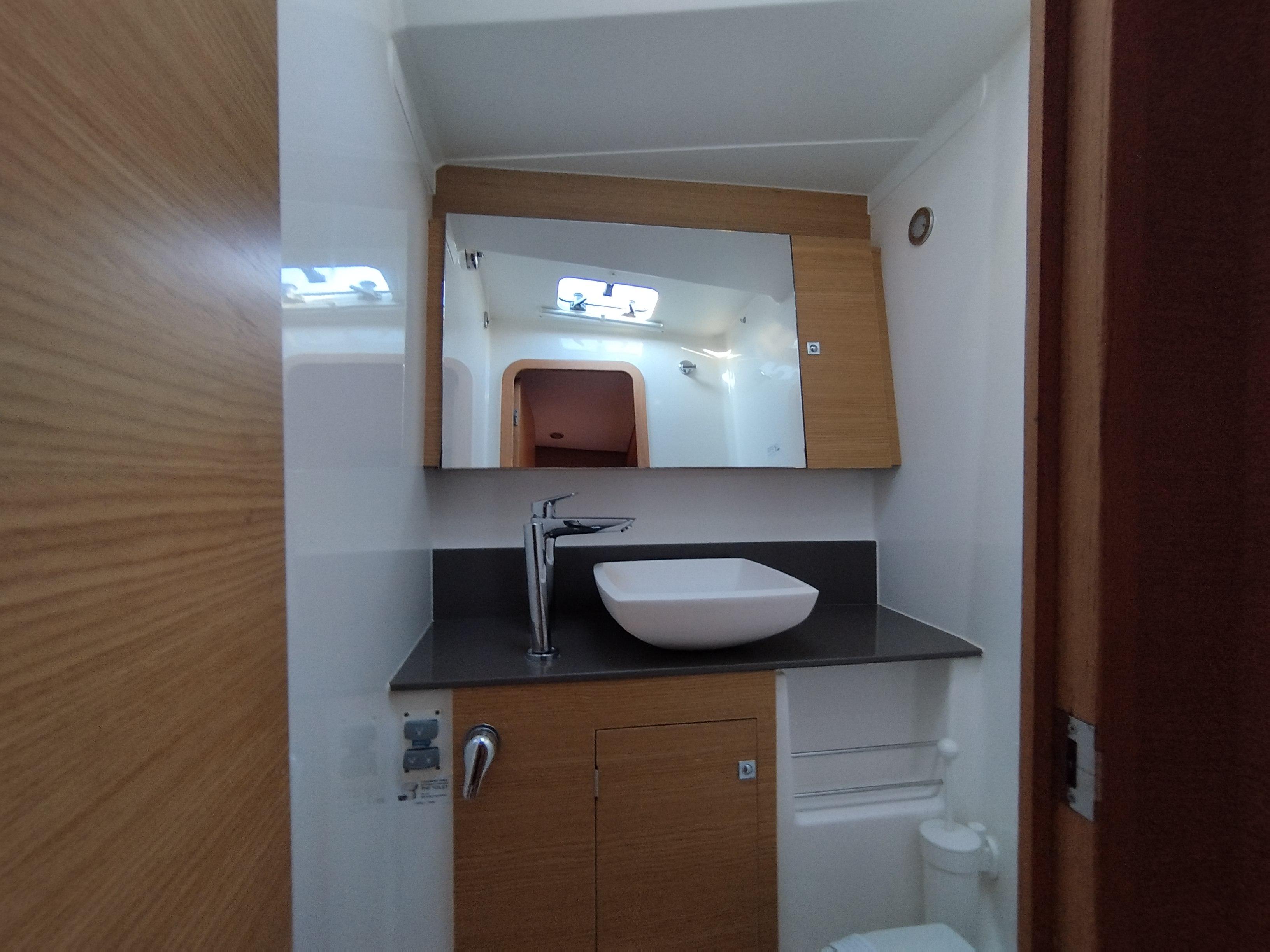 Dufour 56 Exclusive - 5 + 1 cab., picture 28