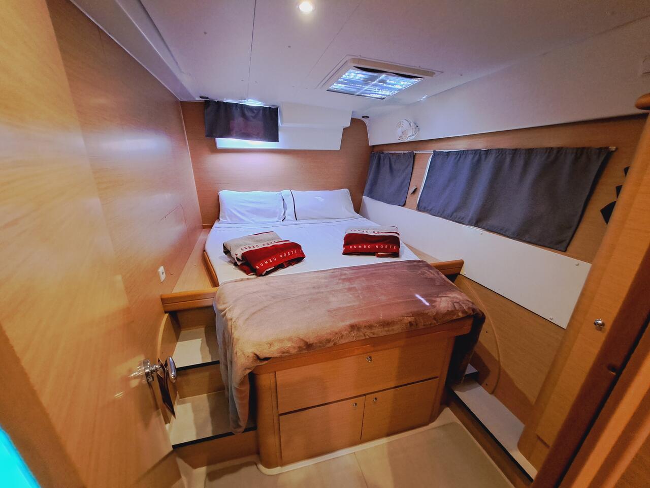 Lagoon 421 - 4 + 2 cab., picture 12