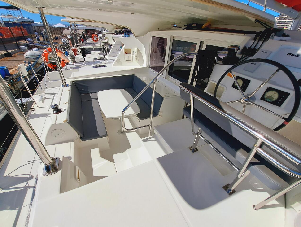 Lagoon 421 - 4 + 2 cab., picture 6