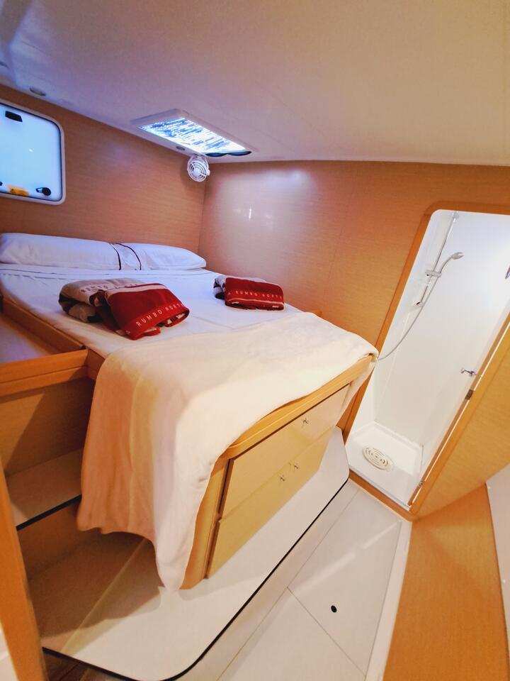 Lagoon 421 - 4 + 2 cab., picture 13