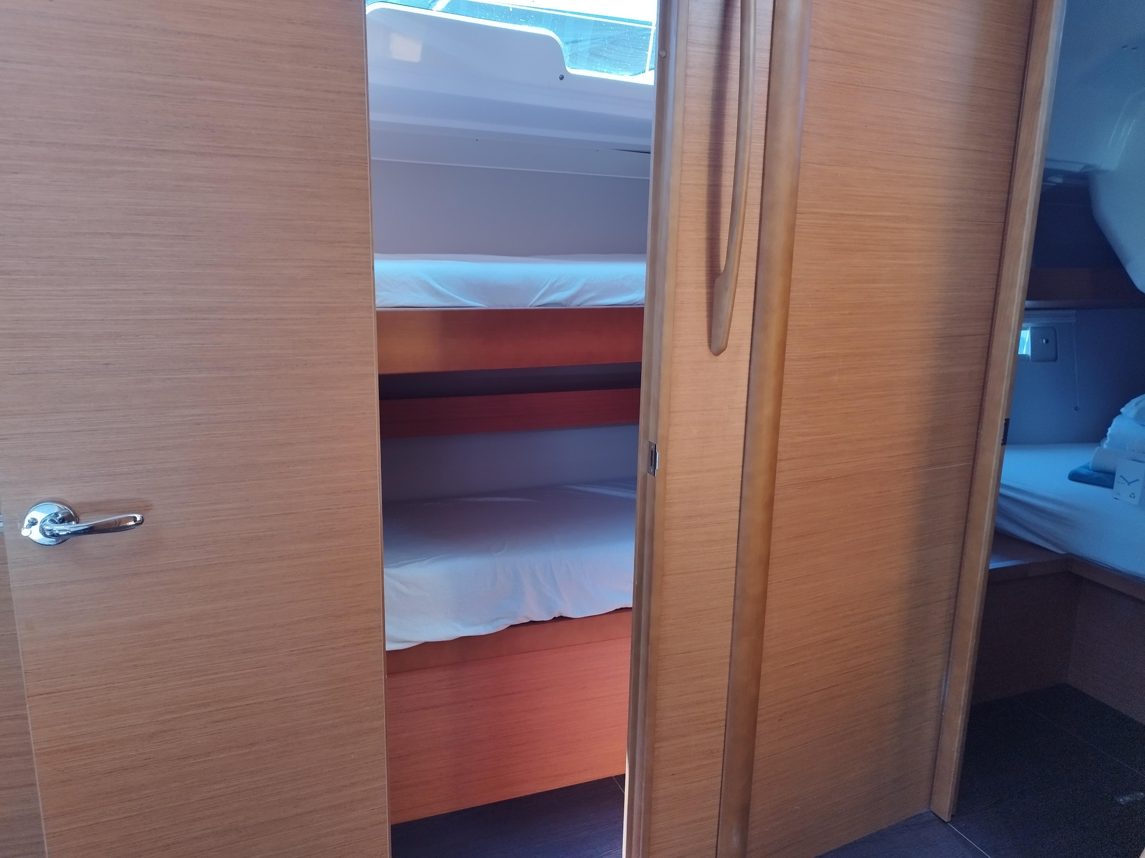 Dufour 430, picture 13