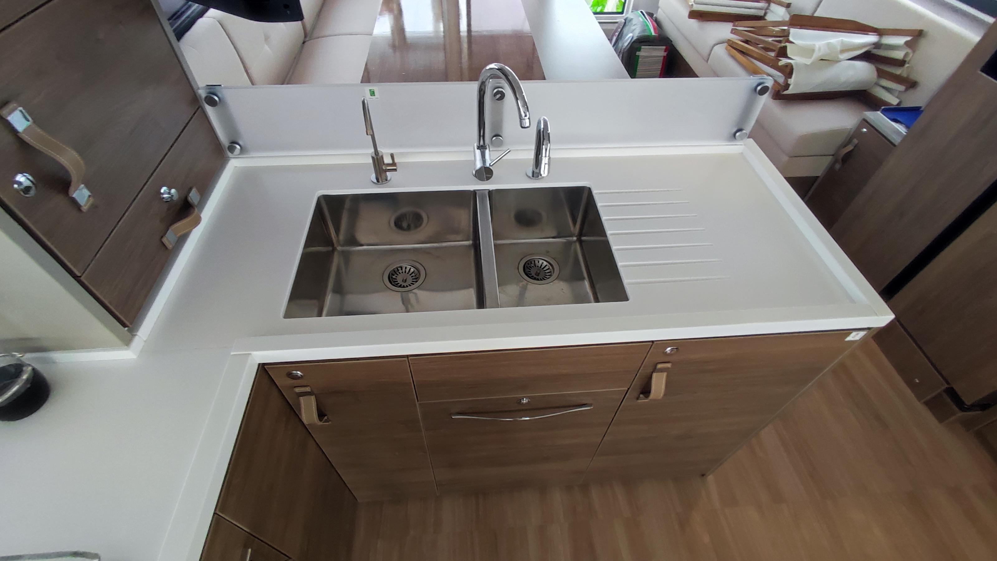 Bali 4.8 - 6 + 1 cab., picture 13