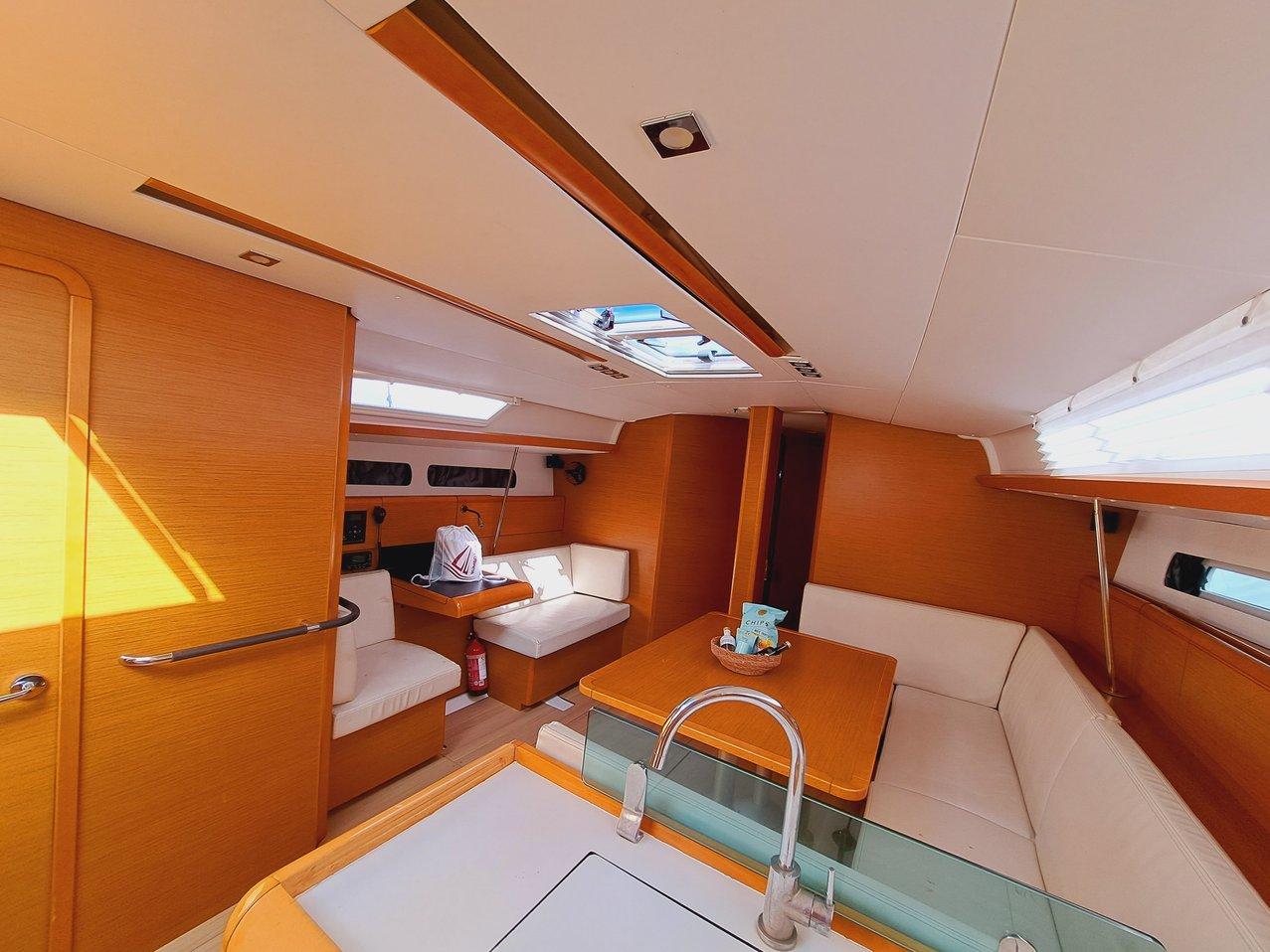 Sun Odyssey 449, picture 12