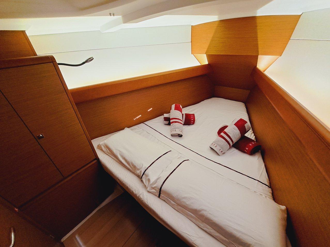 Sun Odyssey 389, picture 9