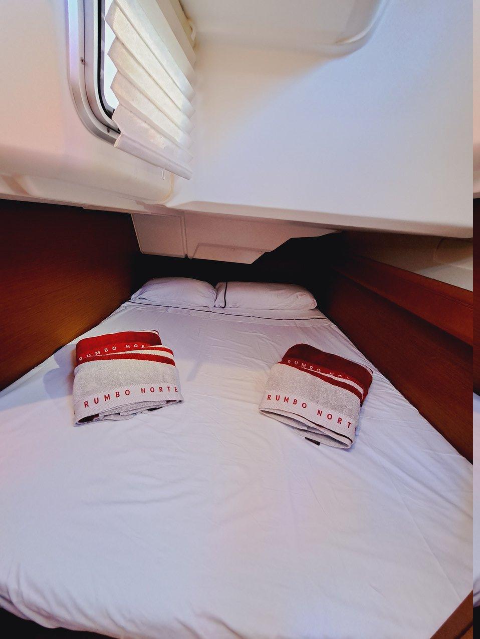 Sun Odyssey 389, picture 11