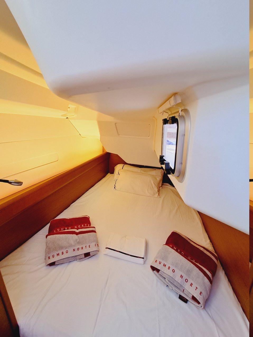 Sun Odyssey 389, picture 14