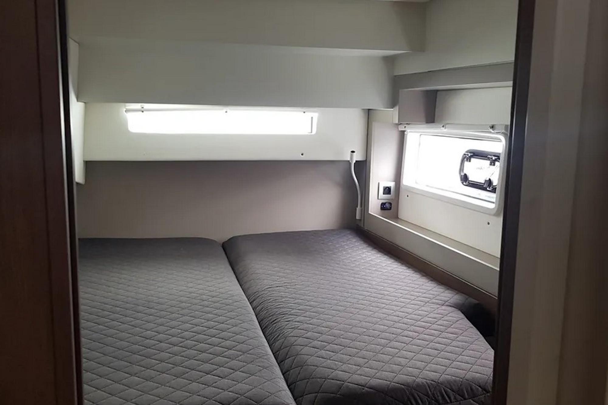 Bali 4.2 - 4 + 1 cab., picture 25