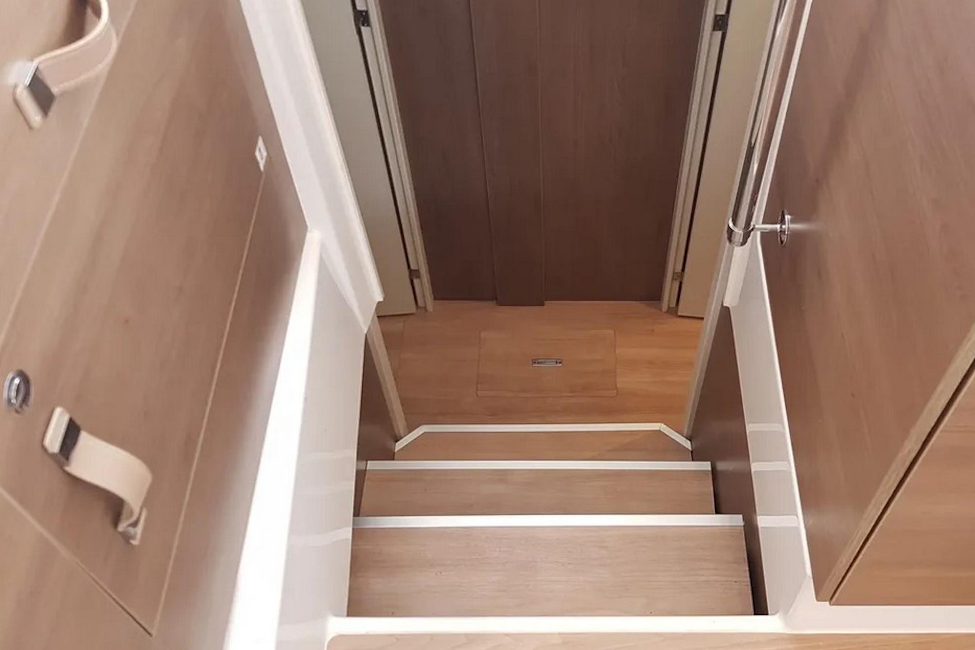 Bali 4.2 - 4 + 1 cab., picture 22