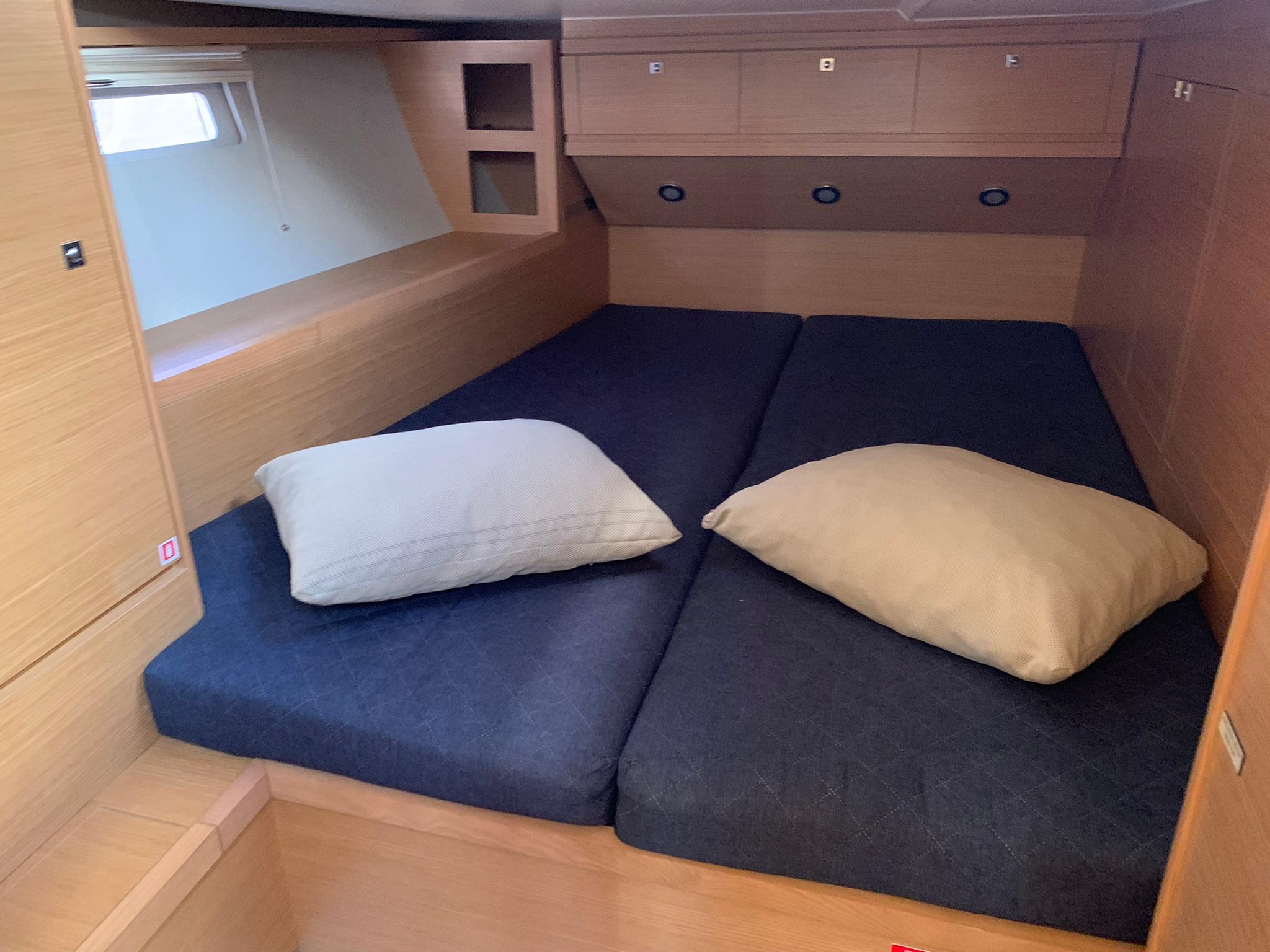 Dufour 520 GL, picture 23