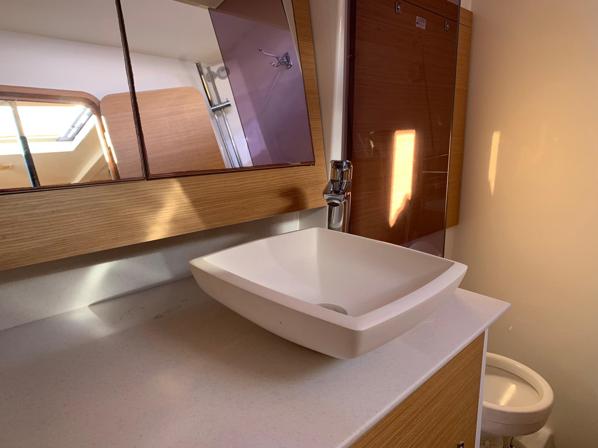 Dufour 520 GL, picture 28