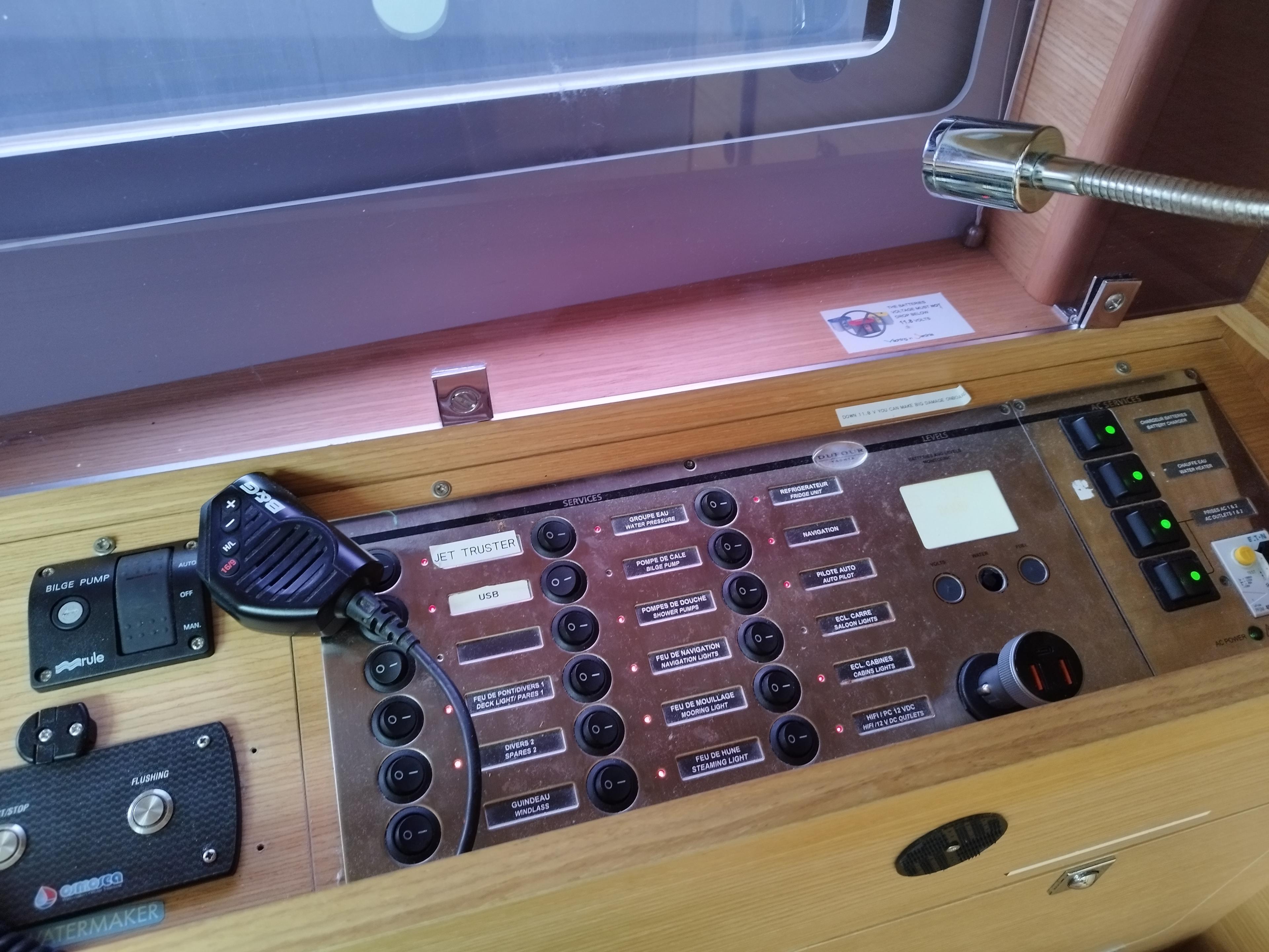 Dufour 520 GL, picture 12