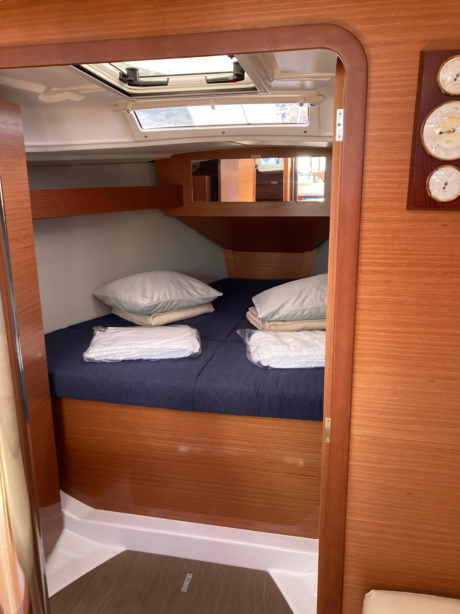 Dufour 360 GL - 3 cab., picture 10