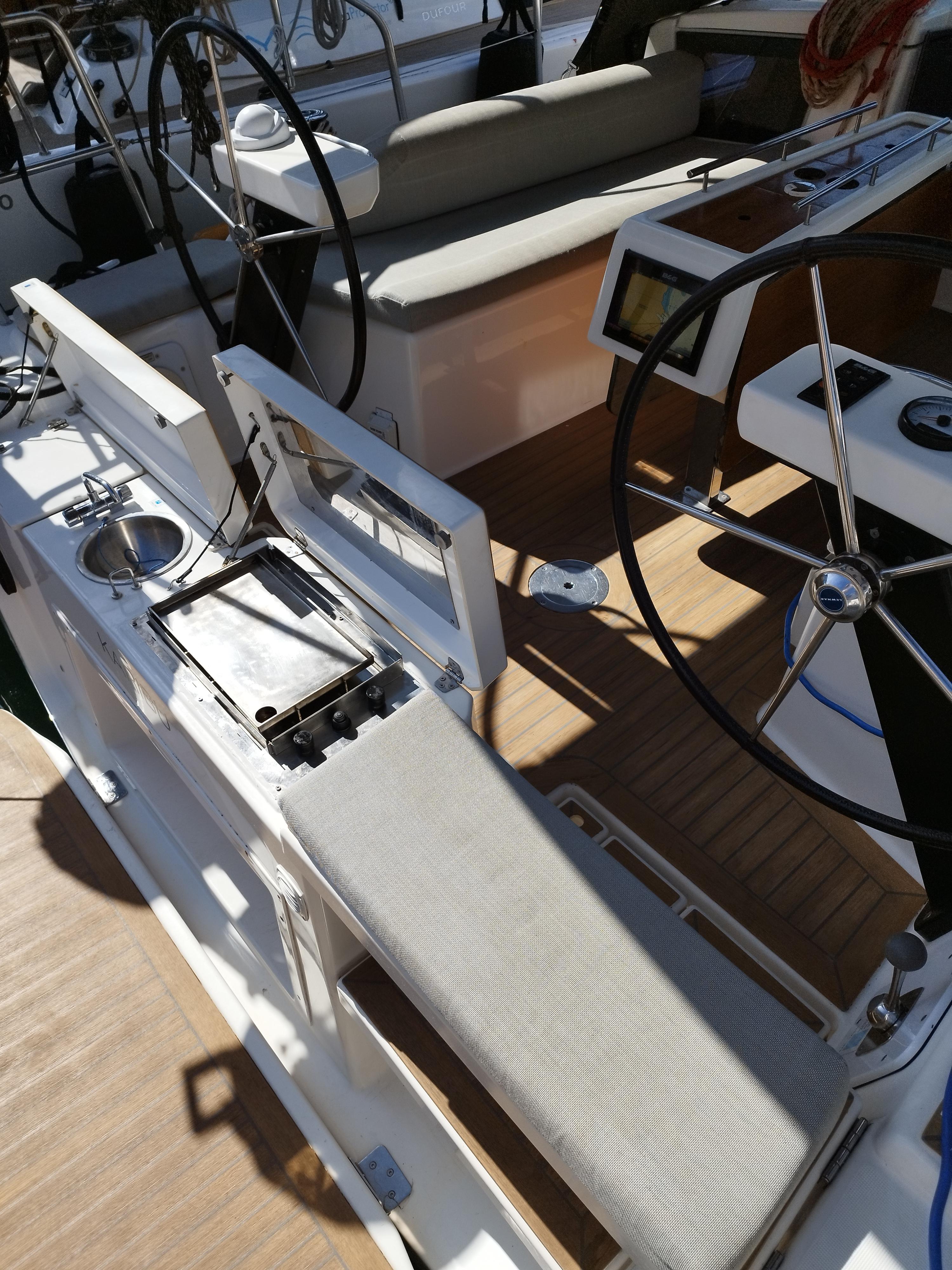 Dufour 360 GL - 3 cab., picture 5