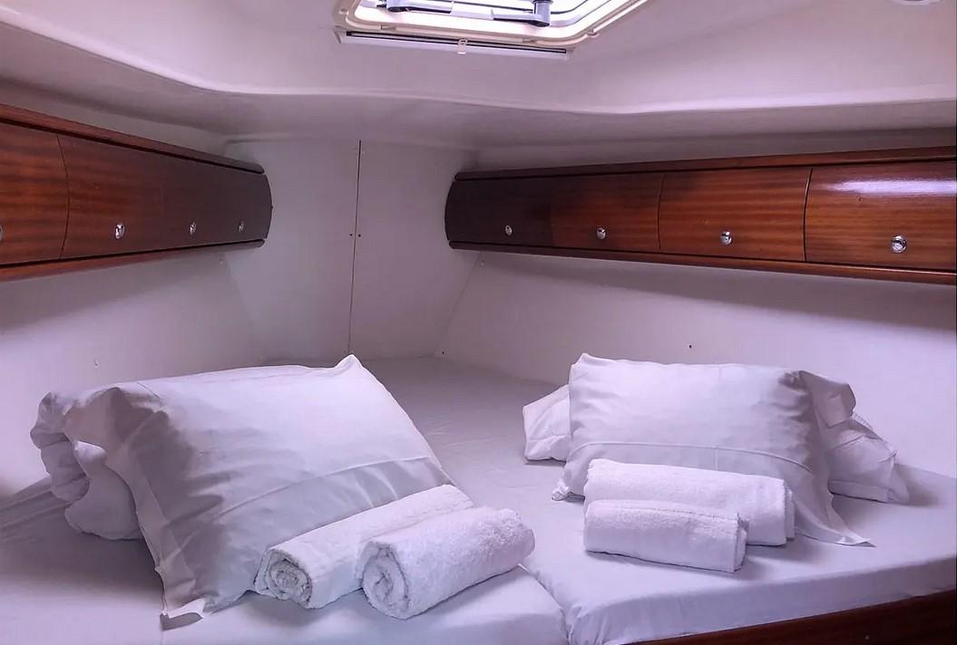 Bavaria 38, picture 12