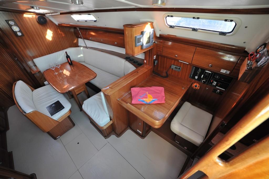 Bavaria 38, picture 8