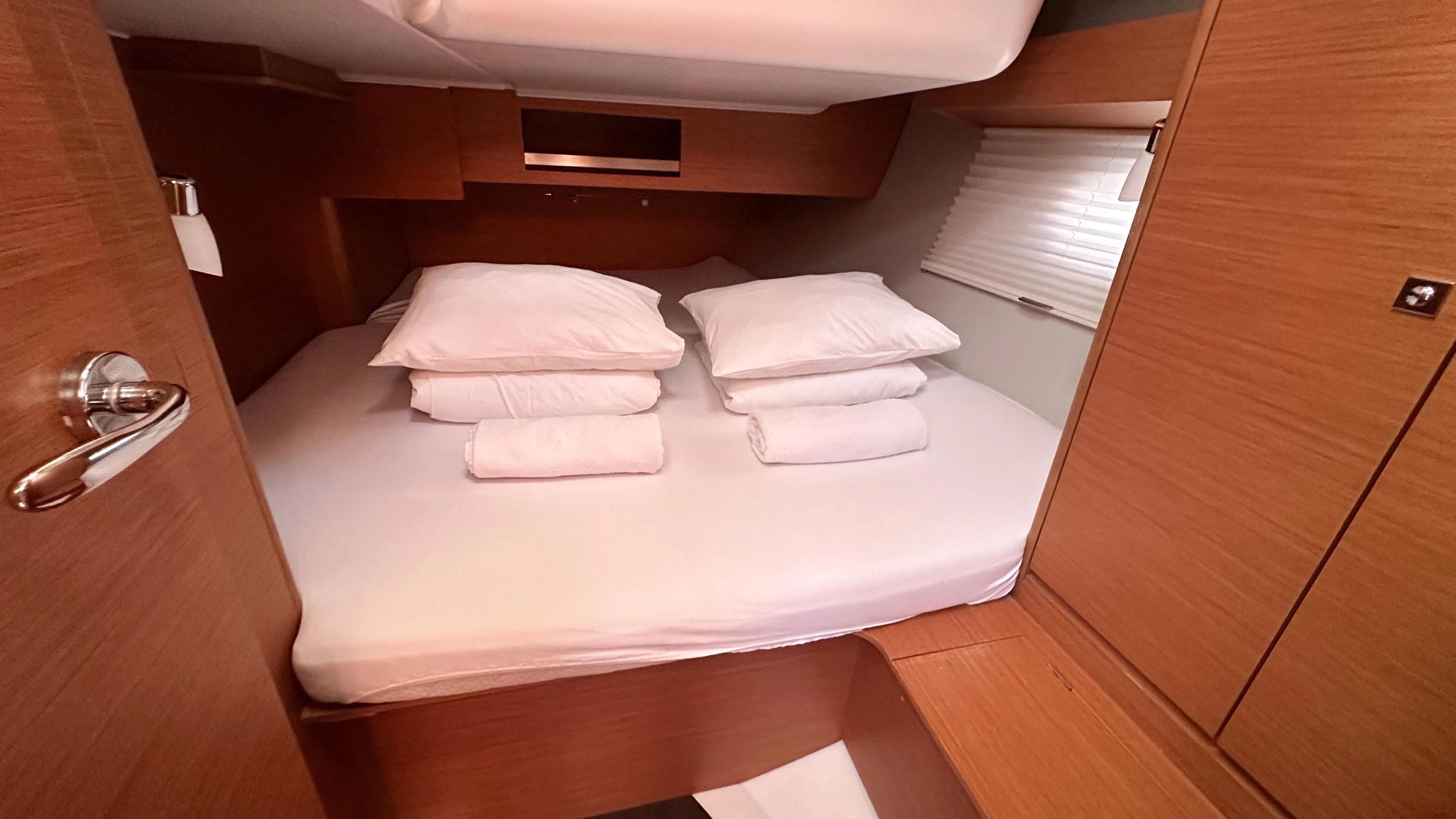 Dufour 390 GL, picture 12