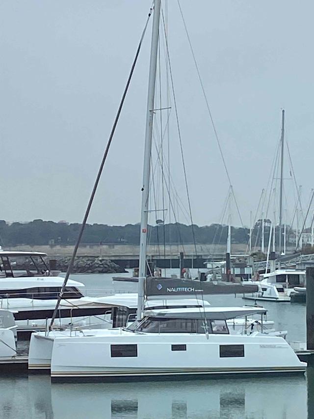 Nautitech 40 Open - 4 + 1 cab. - Lullaby, picture 4