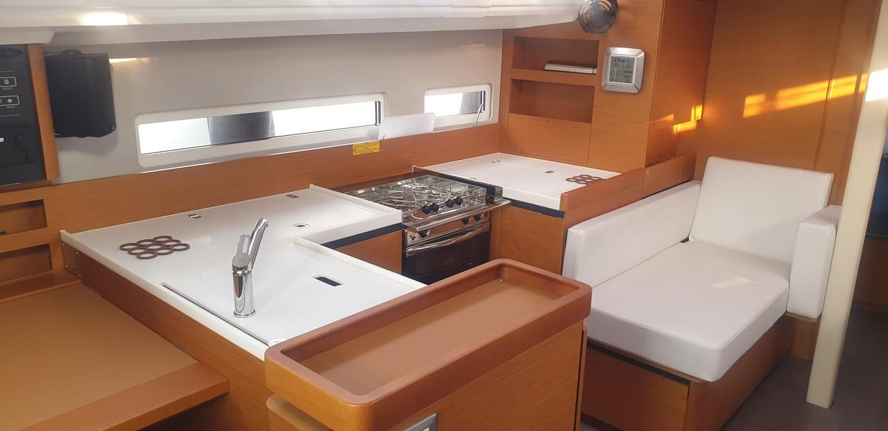 Sun Odyssey 410 - 3 cab. - The song is you, picture 9