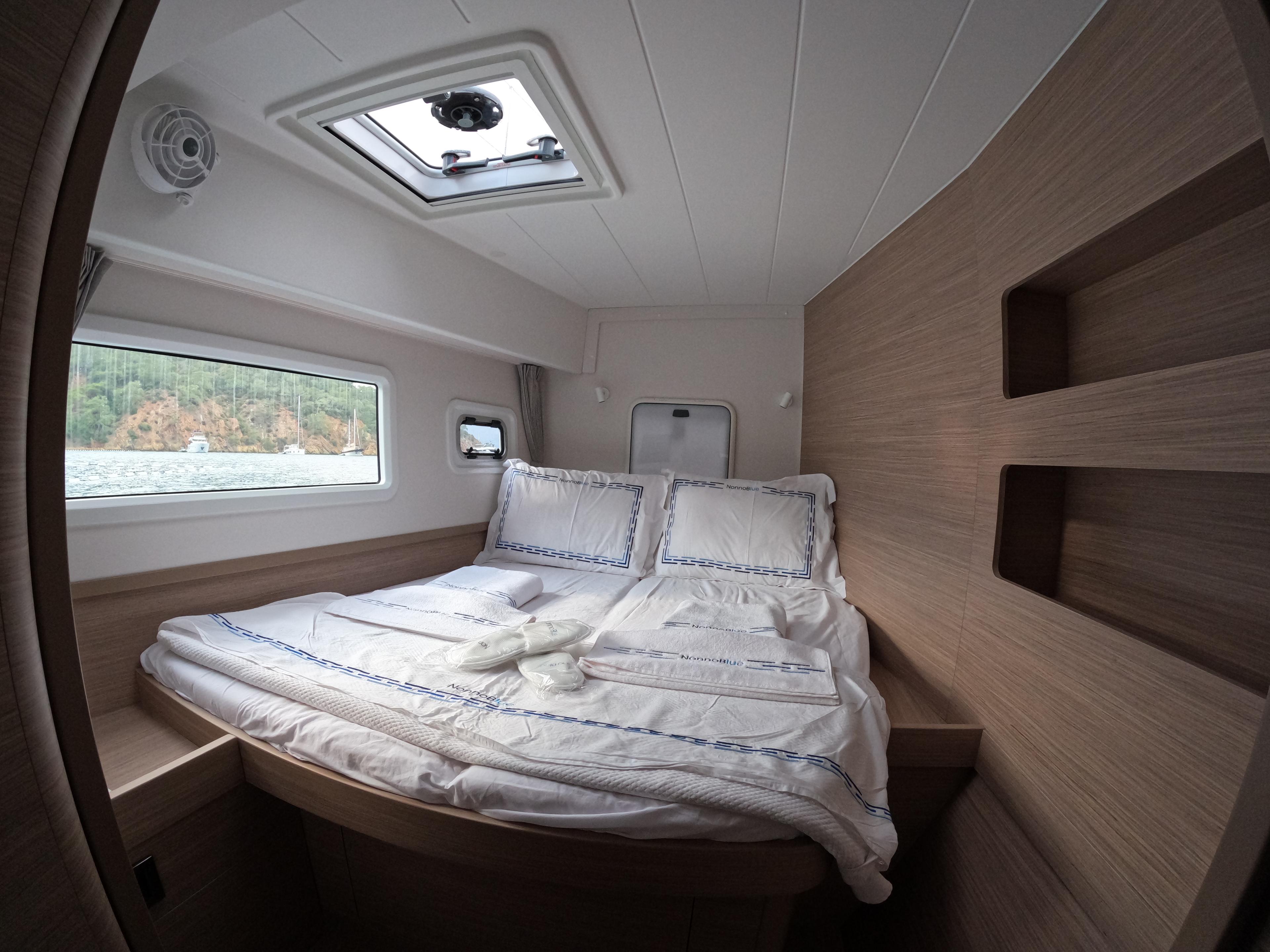 Lagoon 42 - 4 + 2 cab., picture 5