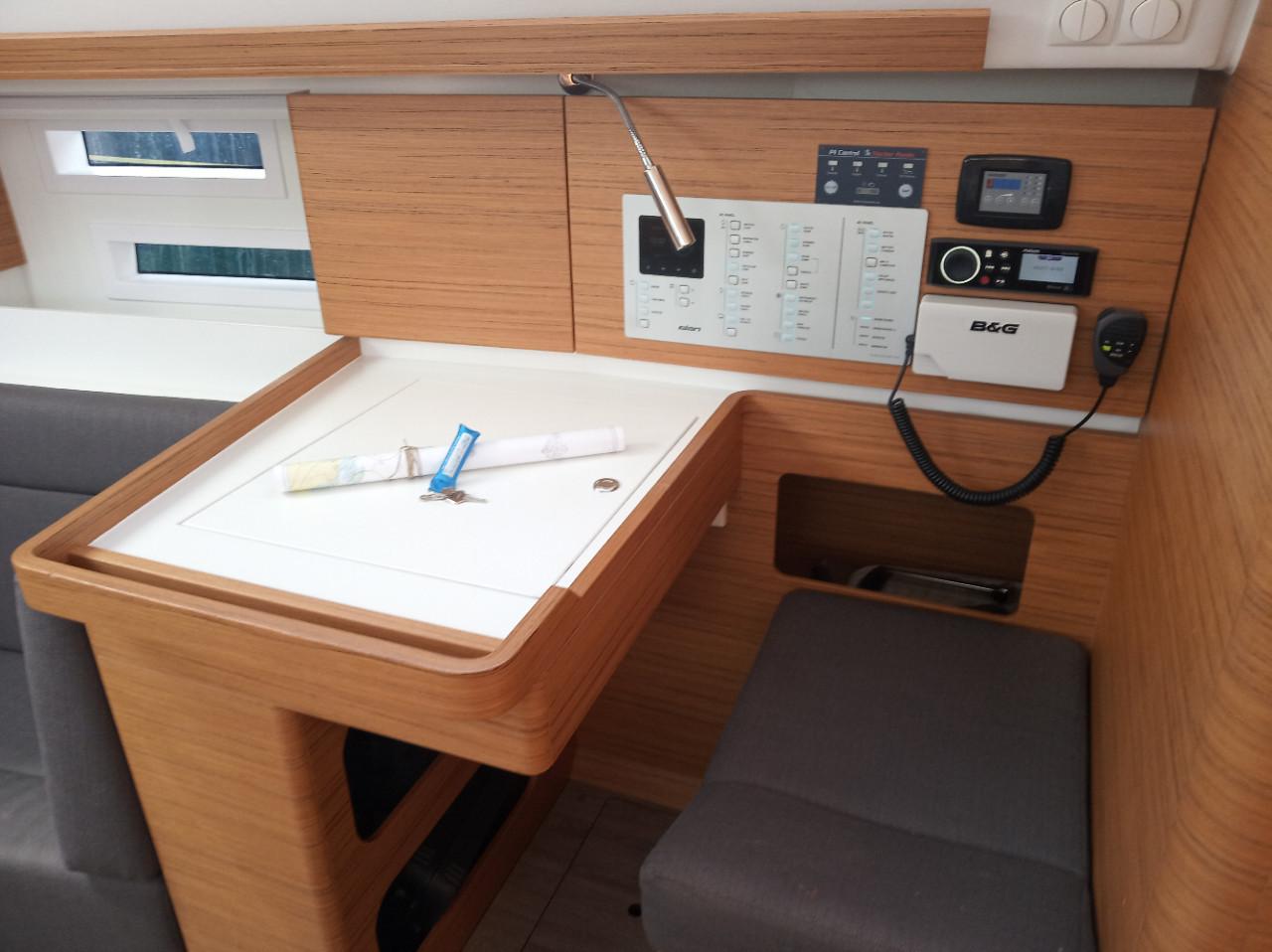 Elan Impression 45, picture 21