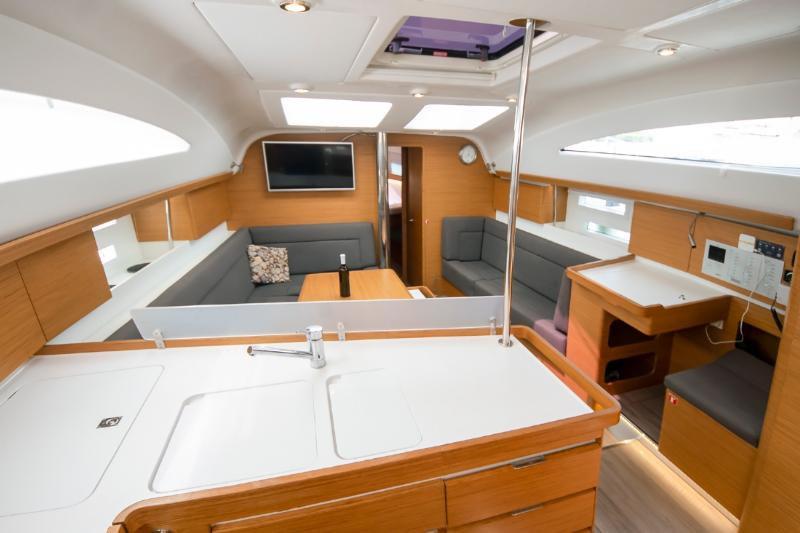 Elan Impression 45, picture 25