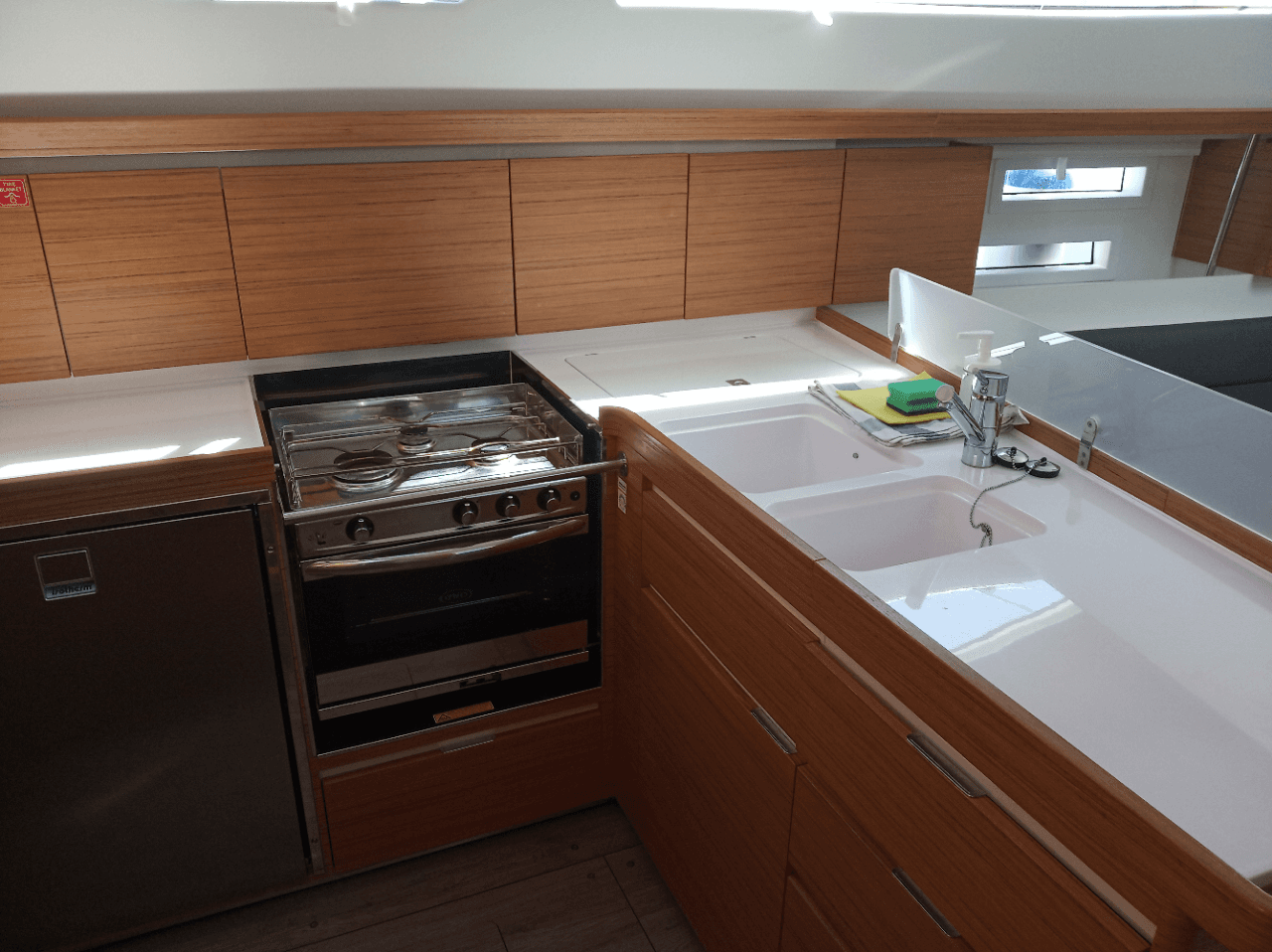 Elan Impression 45, picture 22