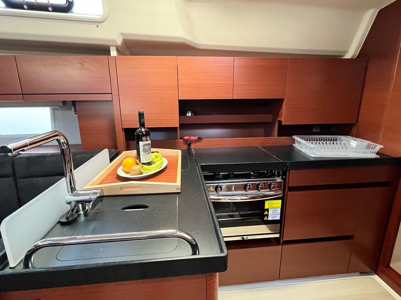 Hanse 458, picture 6