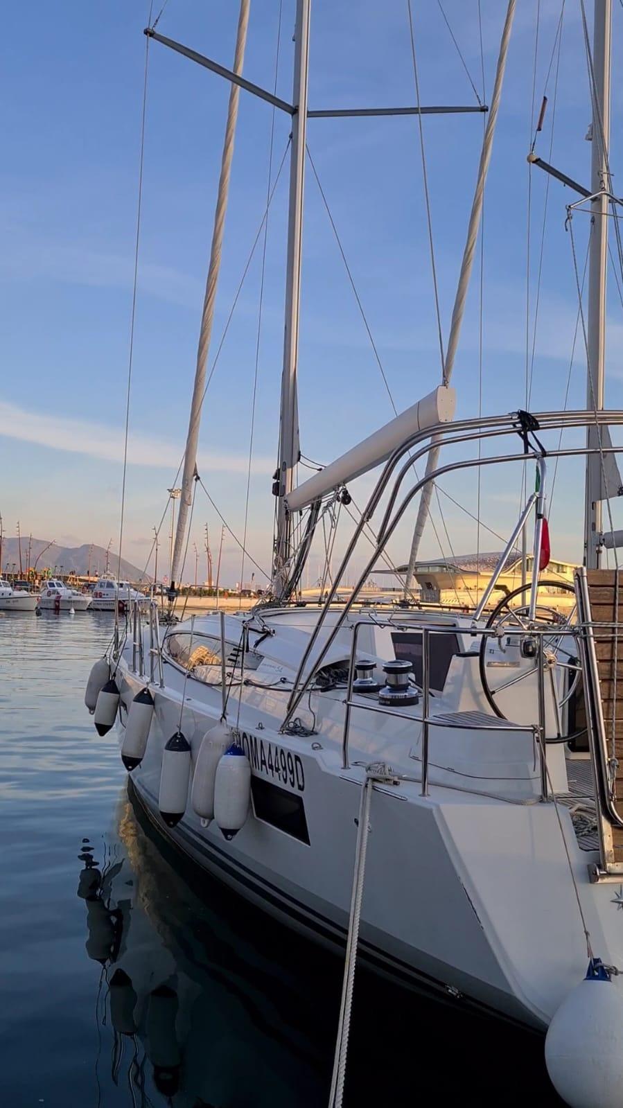 Jeanneau 54 - 5 + 1 cab.	, picture 3