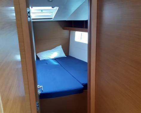 Jeanneau 54 - 5 + 1 cab.	, picture 4