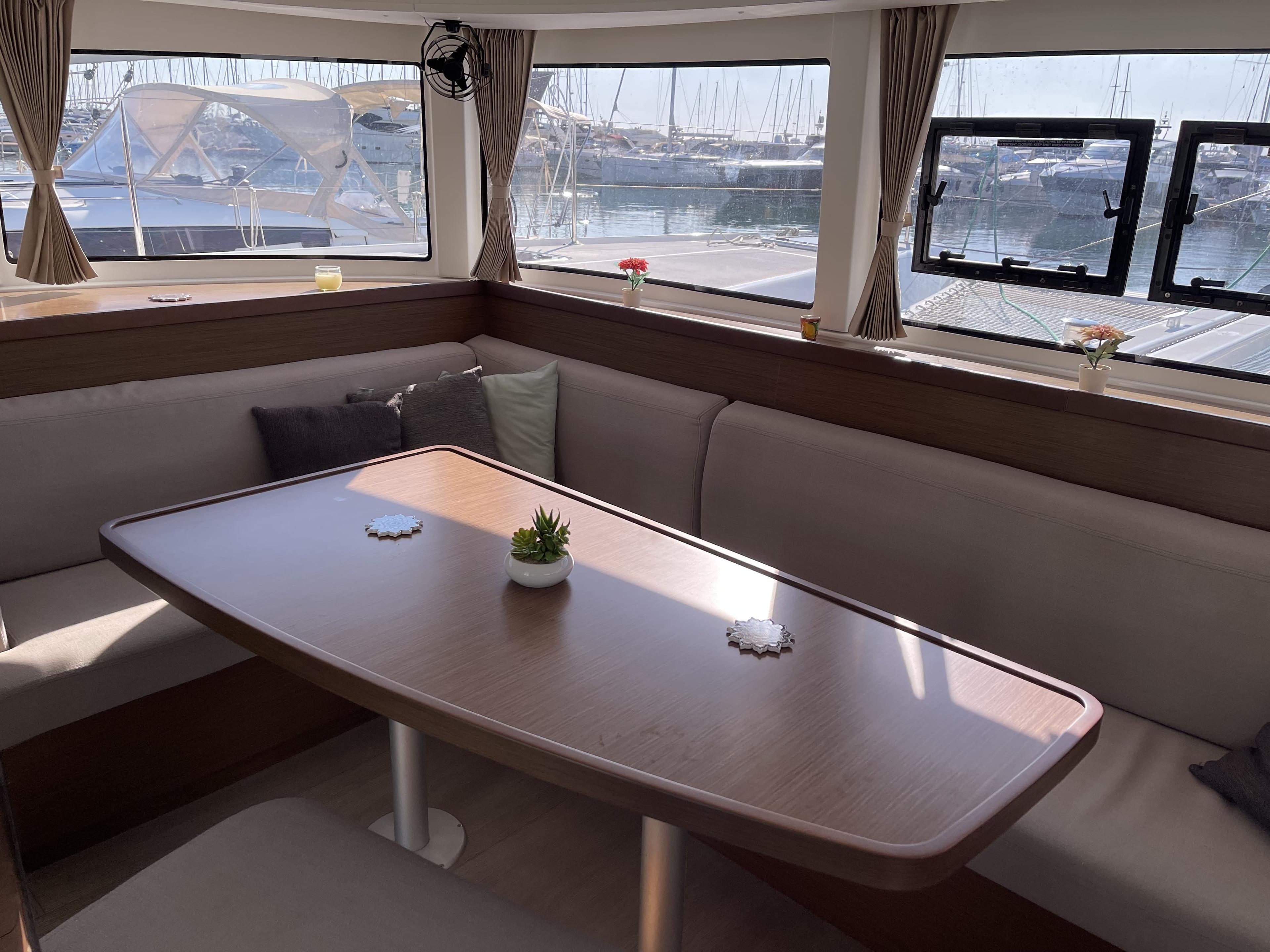 Lagoon 42 - 4 + 1 cab. - Leucotea, picture 10