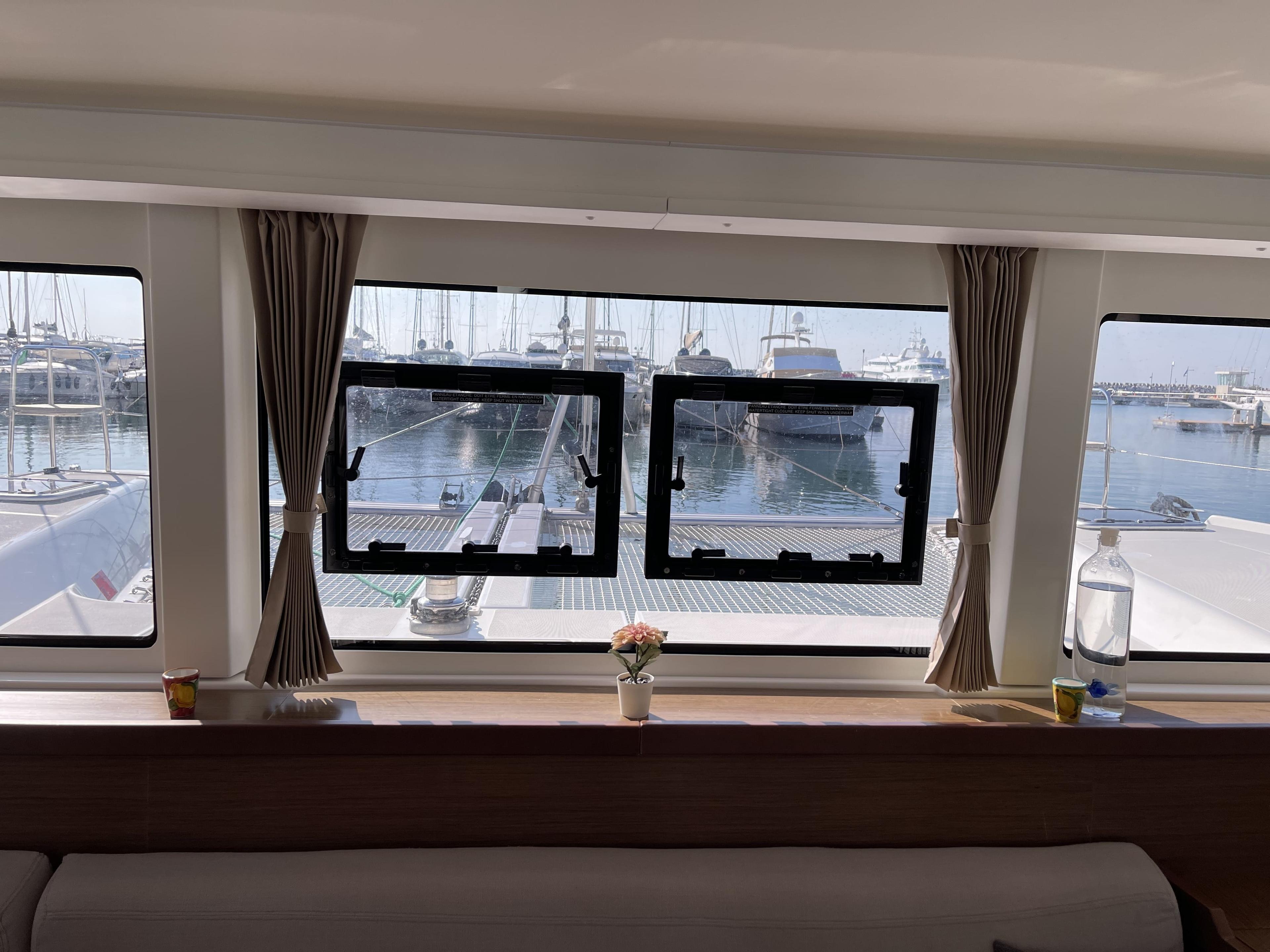 Lagoon 42 - 4 + 1 cab. - Leucotea, picture 11