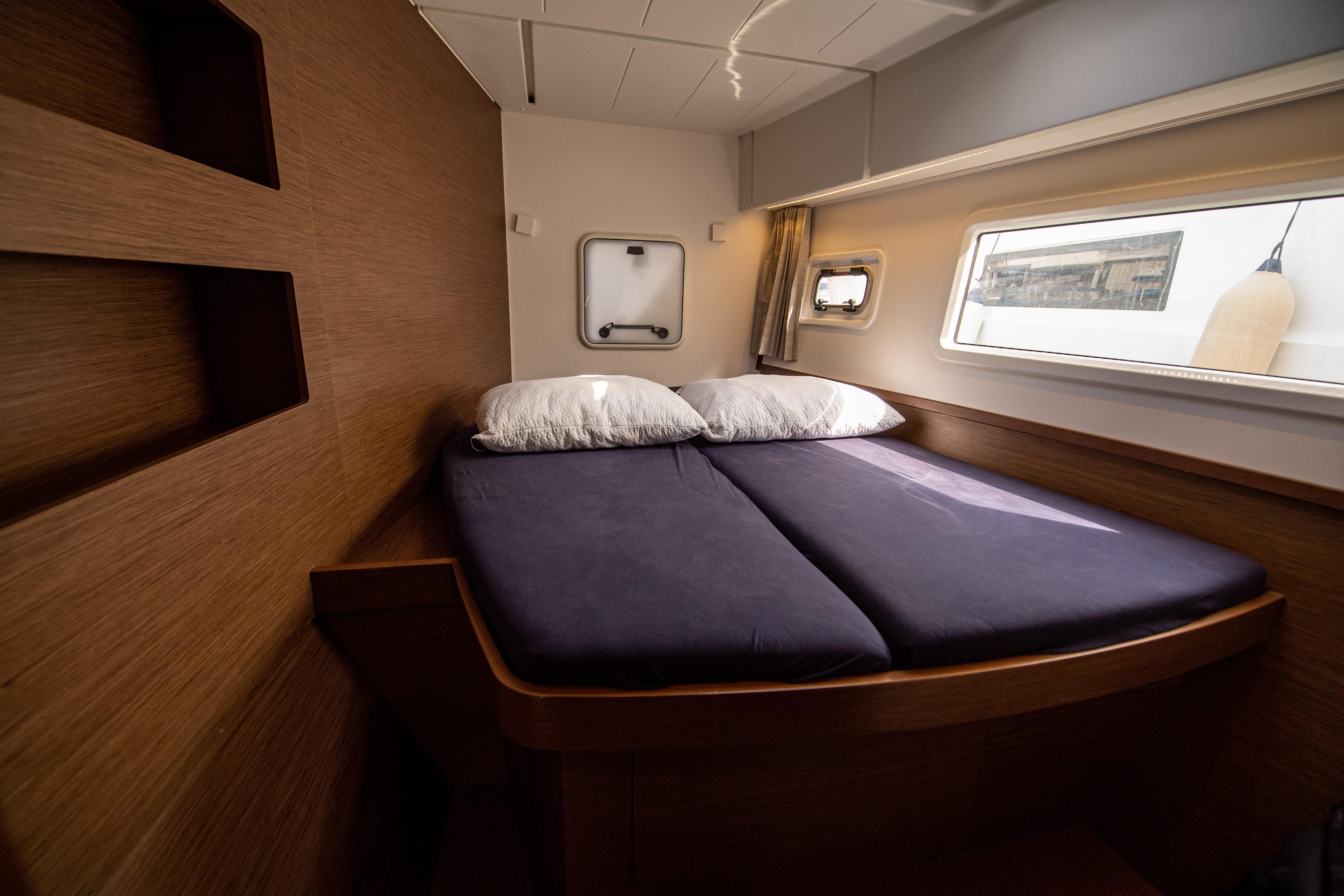 Lagoon 42 - 4 cab., picture 5