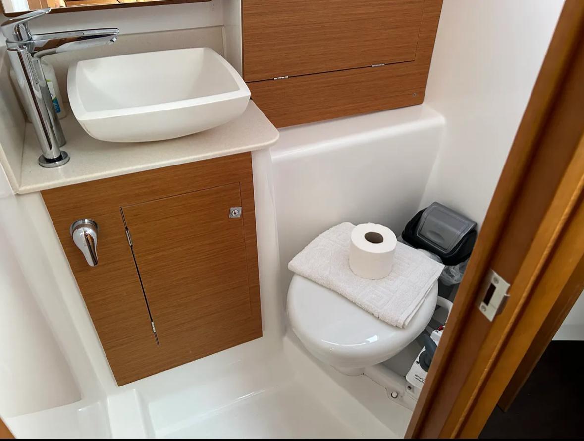 Dufour 390 GL, picture 19