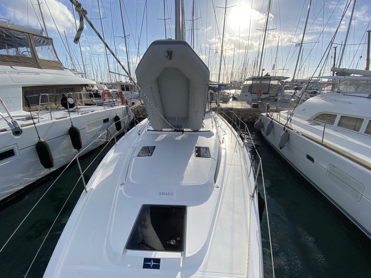 Bavaria C42, picture 5