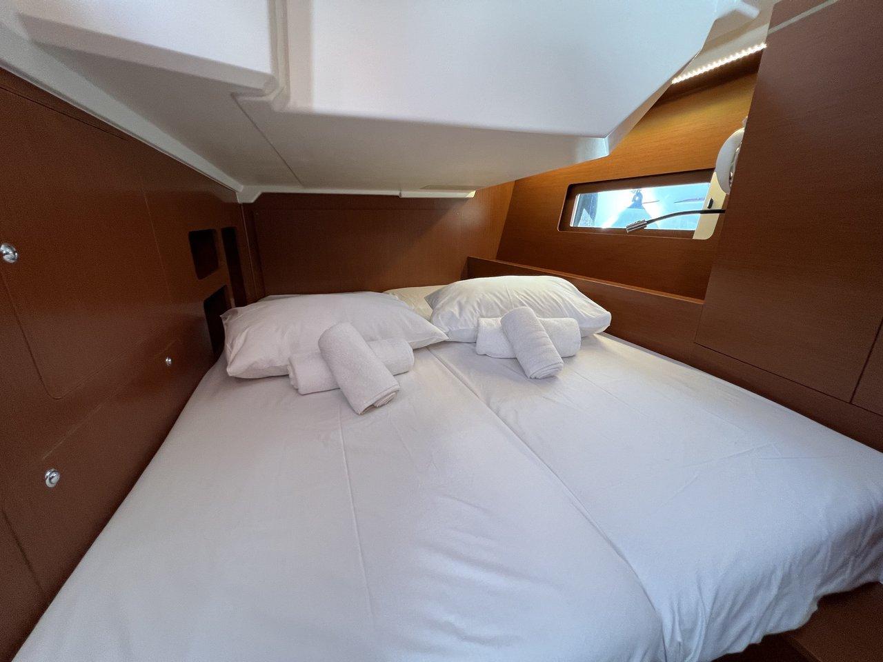 Oceanis 46.1, picture 28