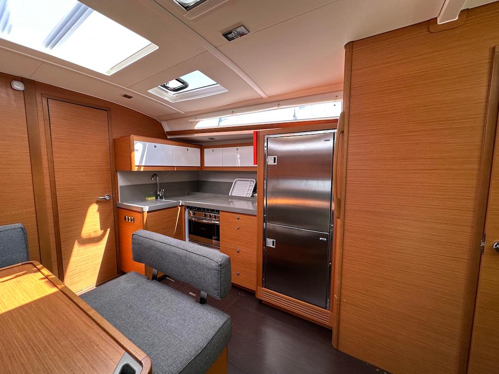 Dufour 470 - 4 + 1 cab., picture 8