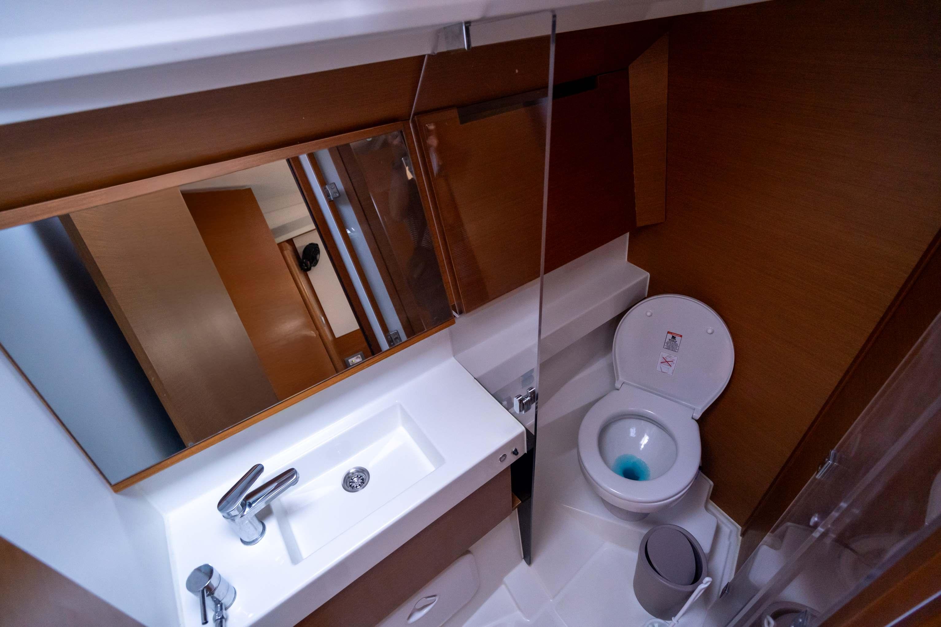 Sun Odyssey 410 - 3 cab., picture 12