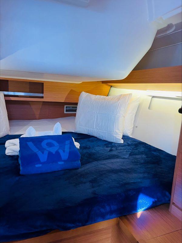 Dufour 430, picture 15