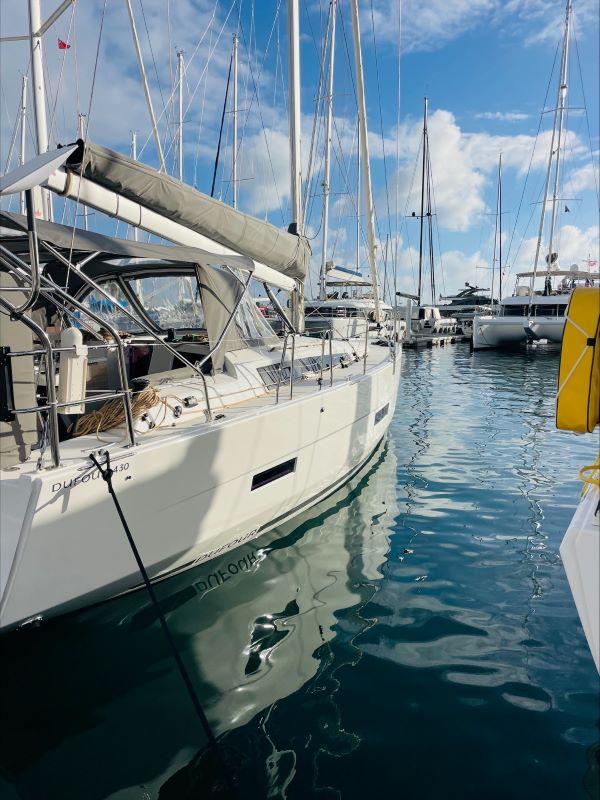 Dufour 430, picture 4