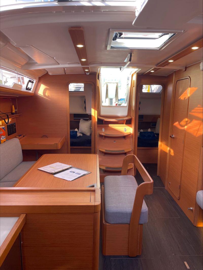 Dufour 430, picture 9