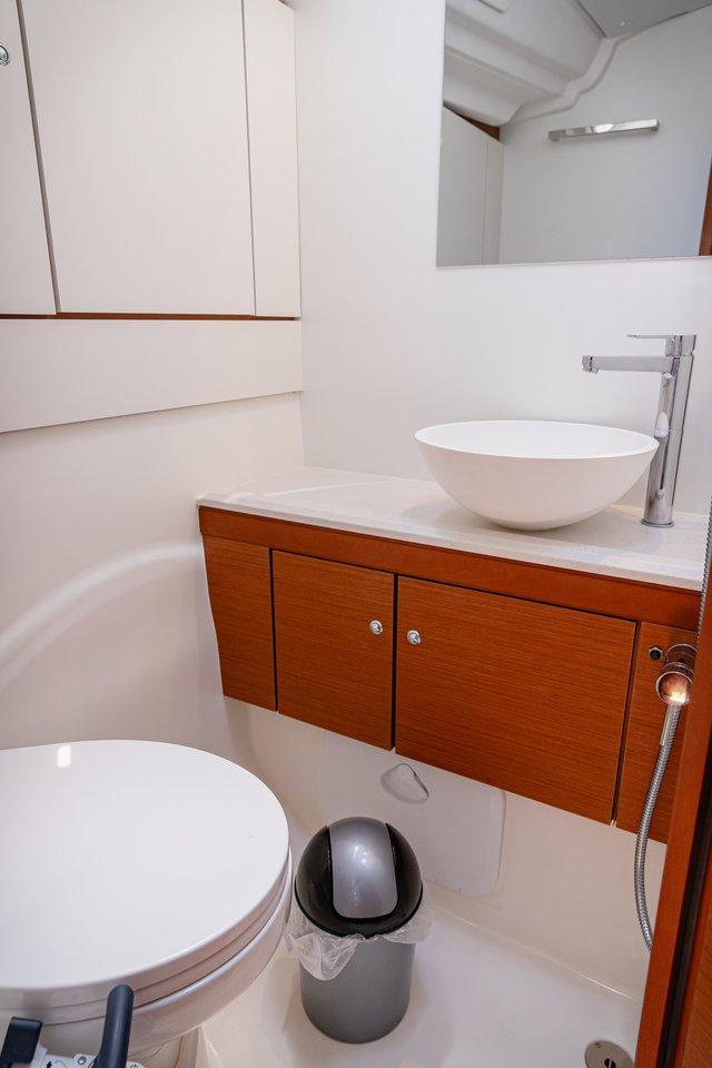 Jeanneau 54 - 5 + 1 cab.	, picture 21