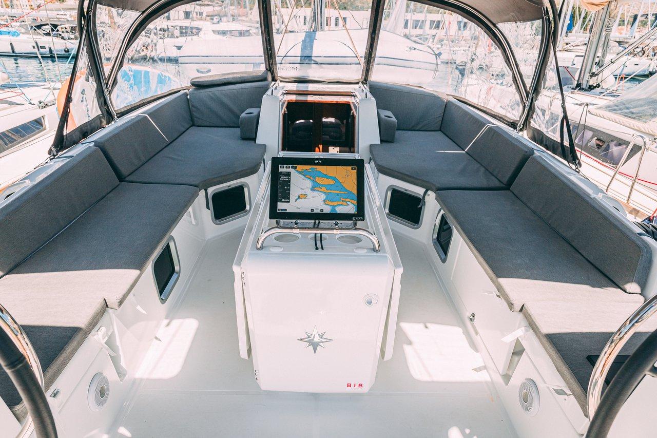 Jeanneau 54 - 5 + 1 cab.	, picture 3