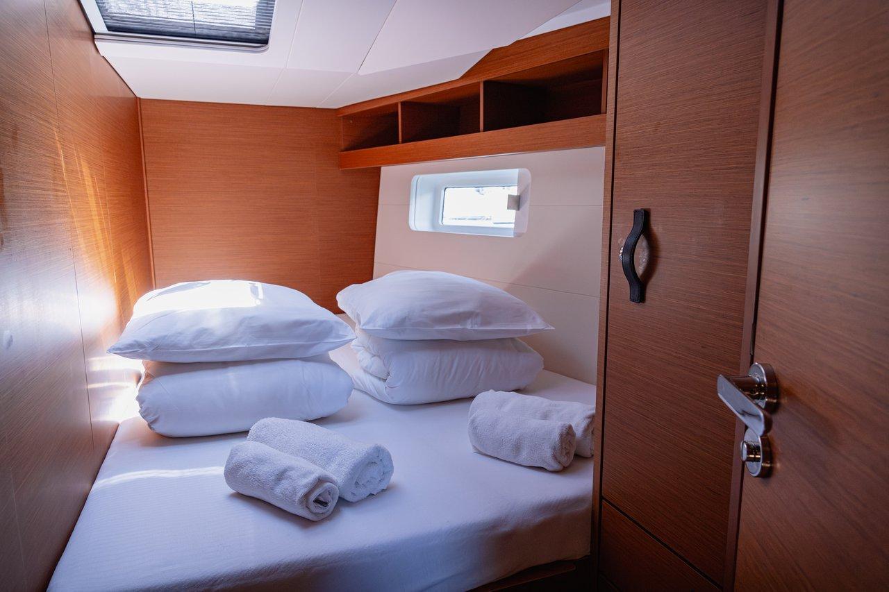 Jeanneau 54 - 5 + 1 cab.	, picture 16